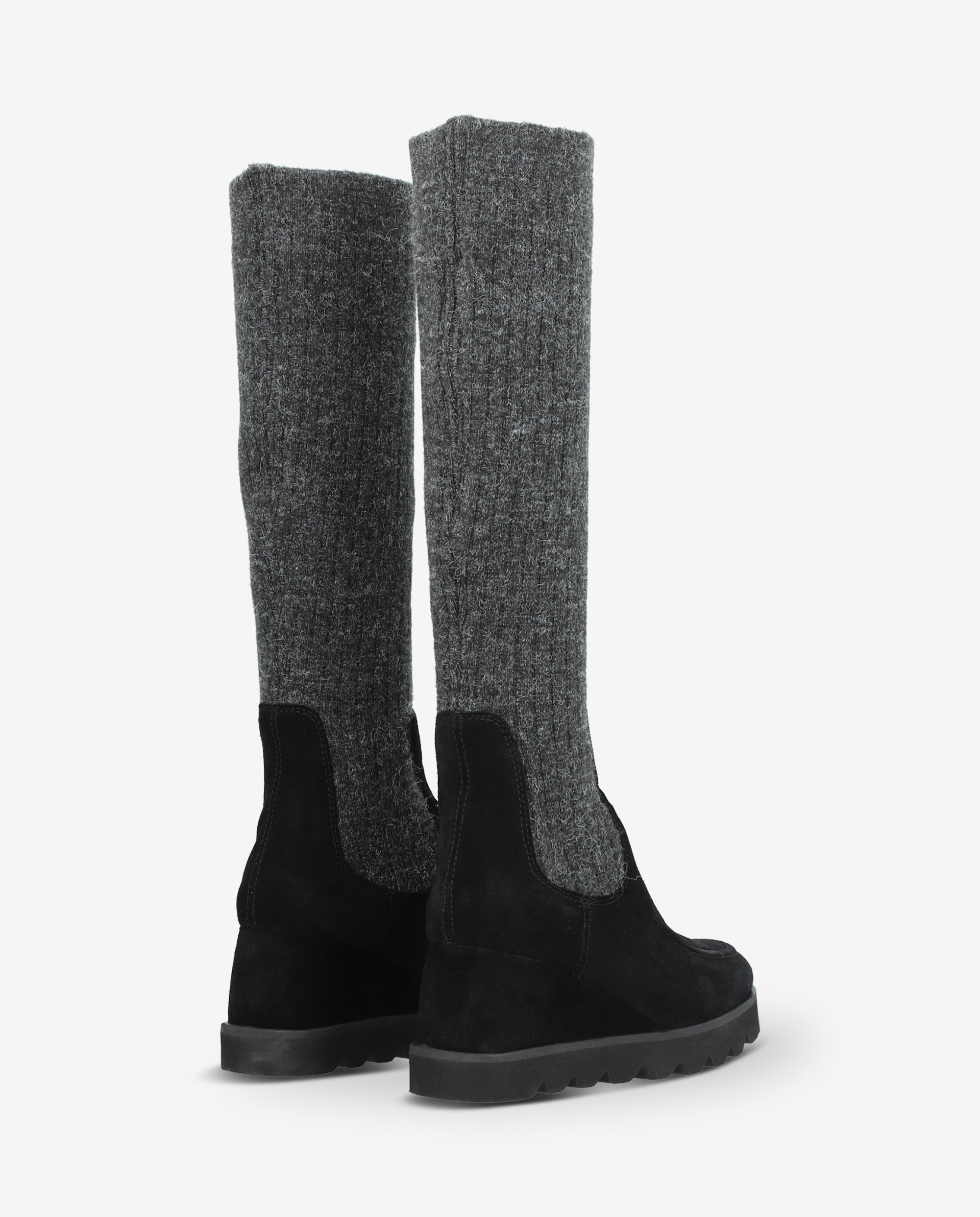 LLARU BS BLACK