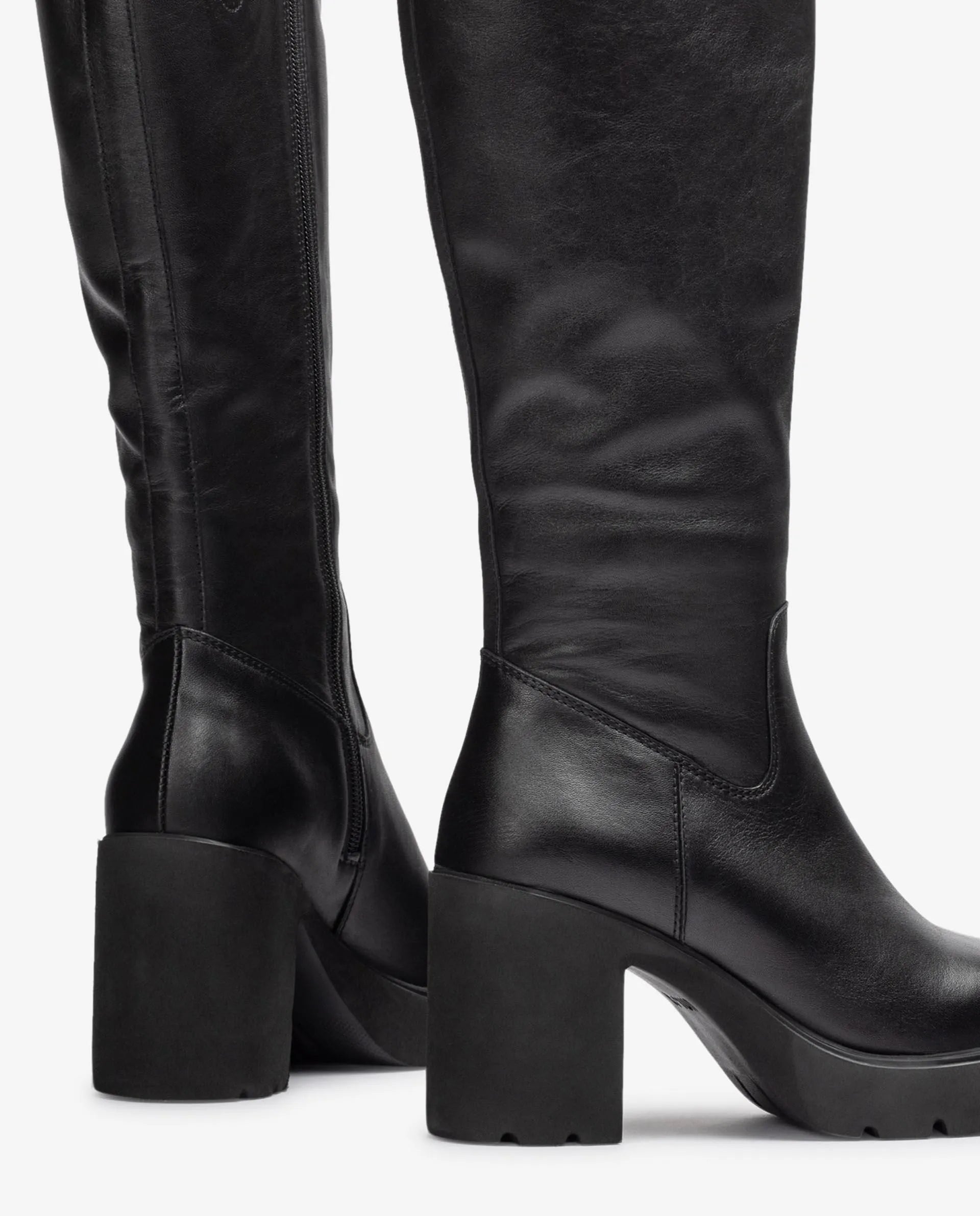 KARENA STT BLACK